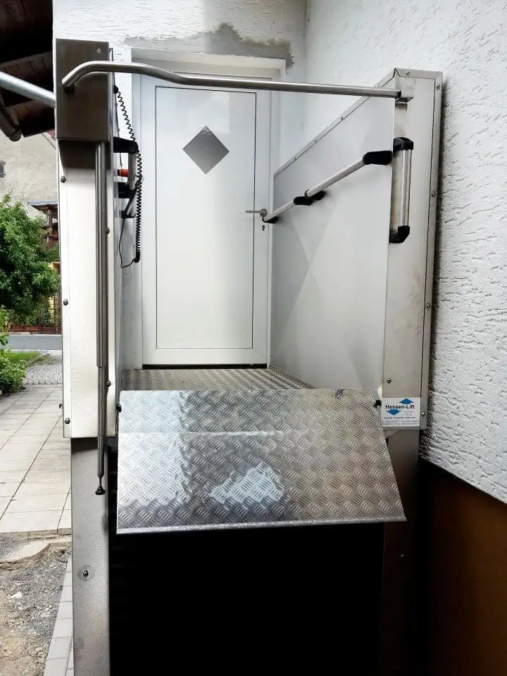 Herkules MB1300 – Rollstuhlhublift